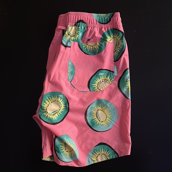 Bonobos Swim - Picture 2 of 3